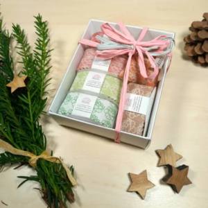 coffret-decouverte-5-savons-et-1-sachet-de-lavande