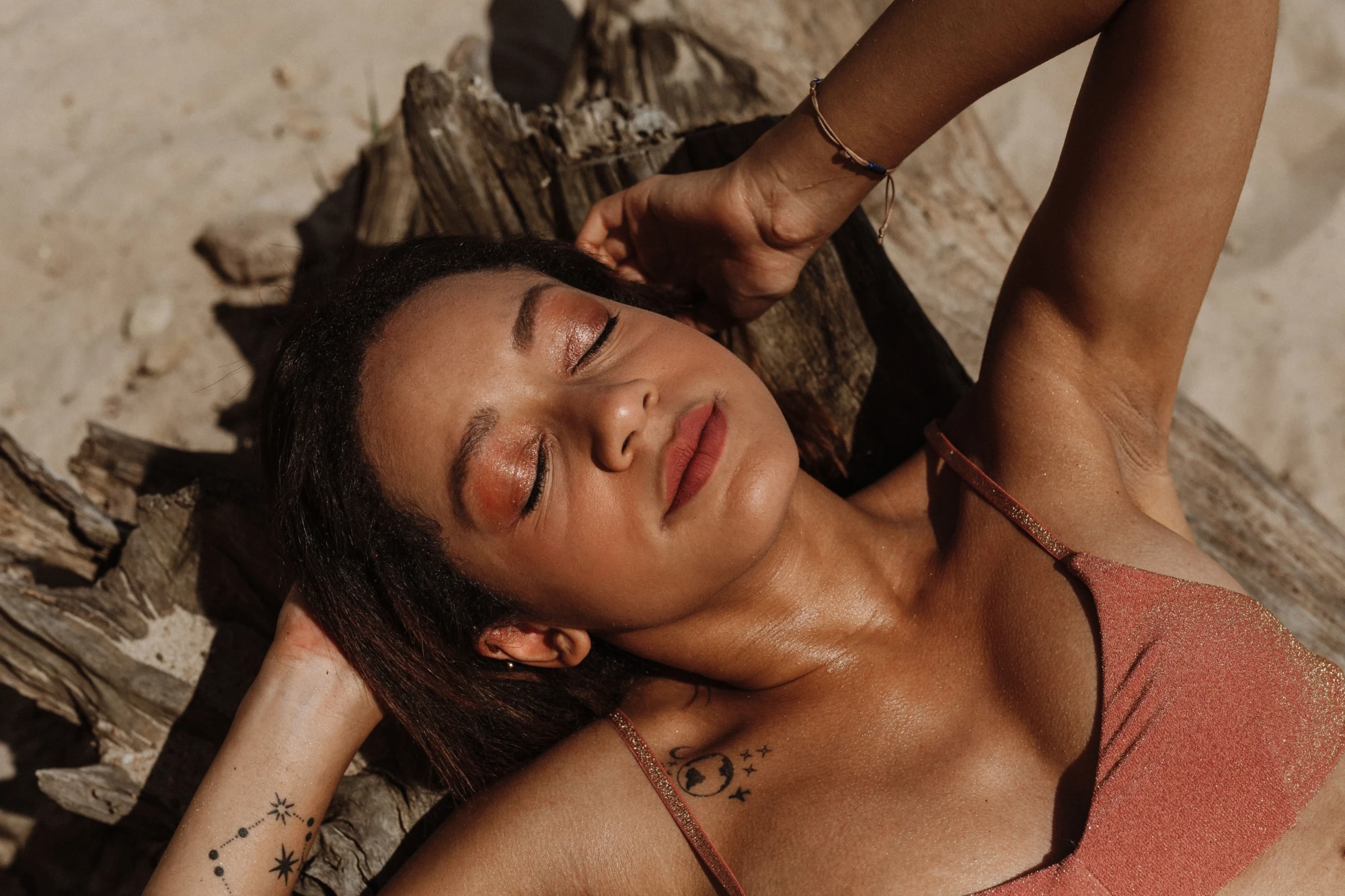 Prolonger son bronzage et réparer sa peau après le soleil : les astuces naturelles